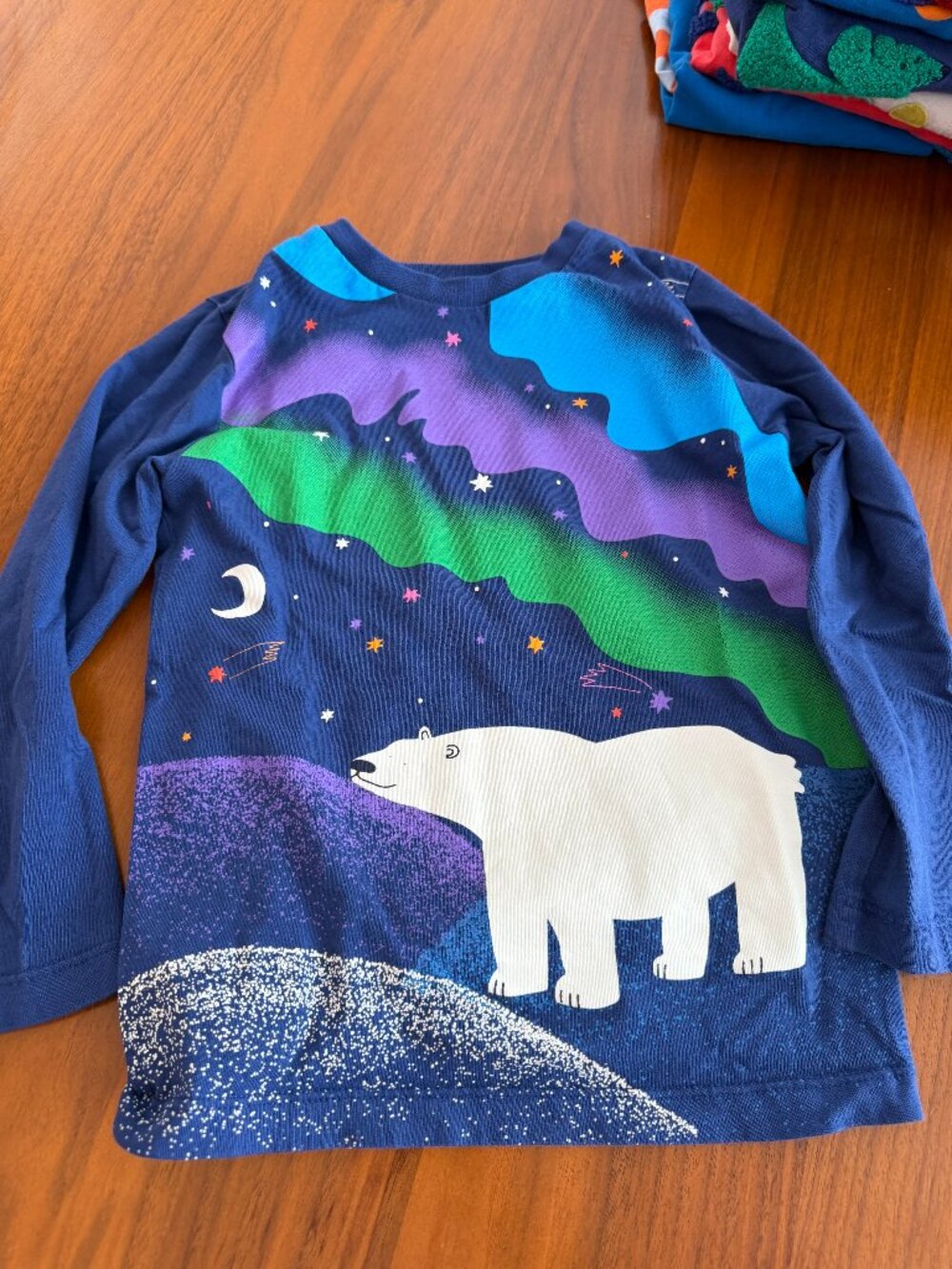 Mini Boden Boys Polar Bear and Northern Lights long-sleeved T / size 5-6